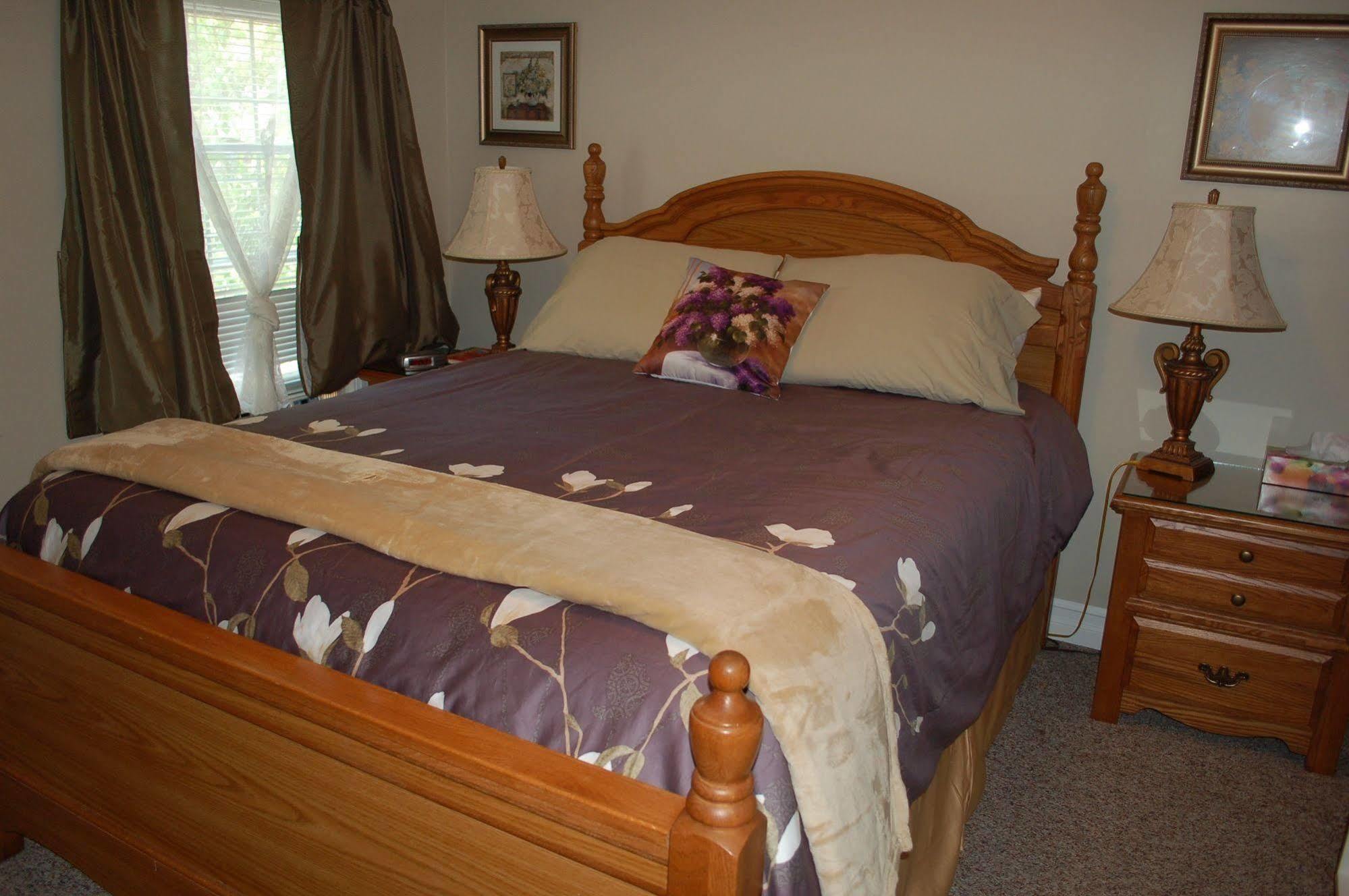 Accommodations Niagara Bed & Breakfast Dış mekan fotoğraf